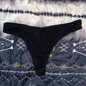 ✨ 2 M - VS PINK THONG ✨